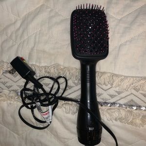 Perfect condition Revlon One-Step HairDryer Brush